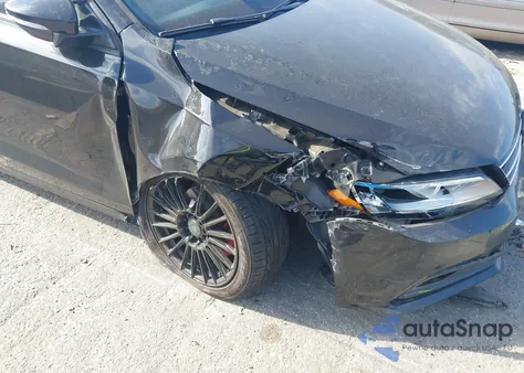 2016 Volkswagen Jetta 1.8T Sport z USA, uszkodzony, nr VIN 3VWD17AJ6GM300886